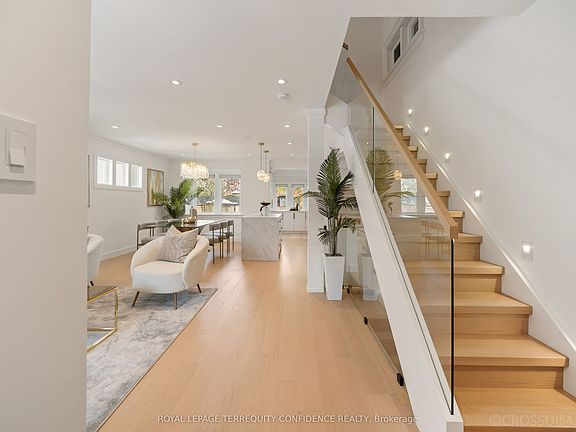 2nd image of 68 Cranbrooke Ave