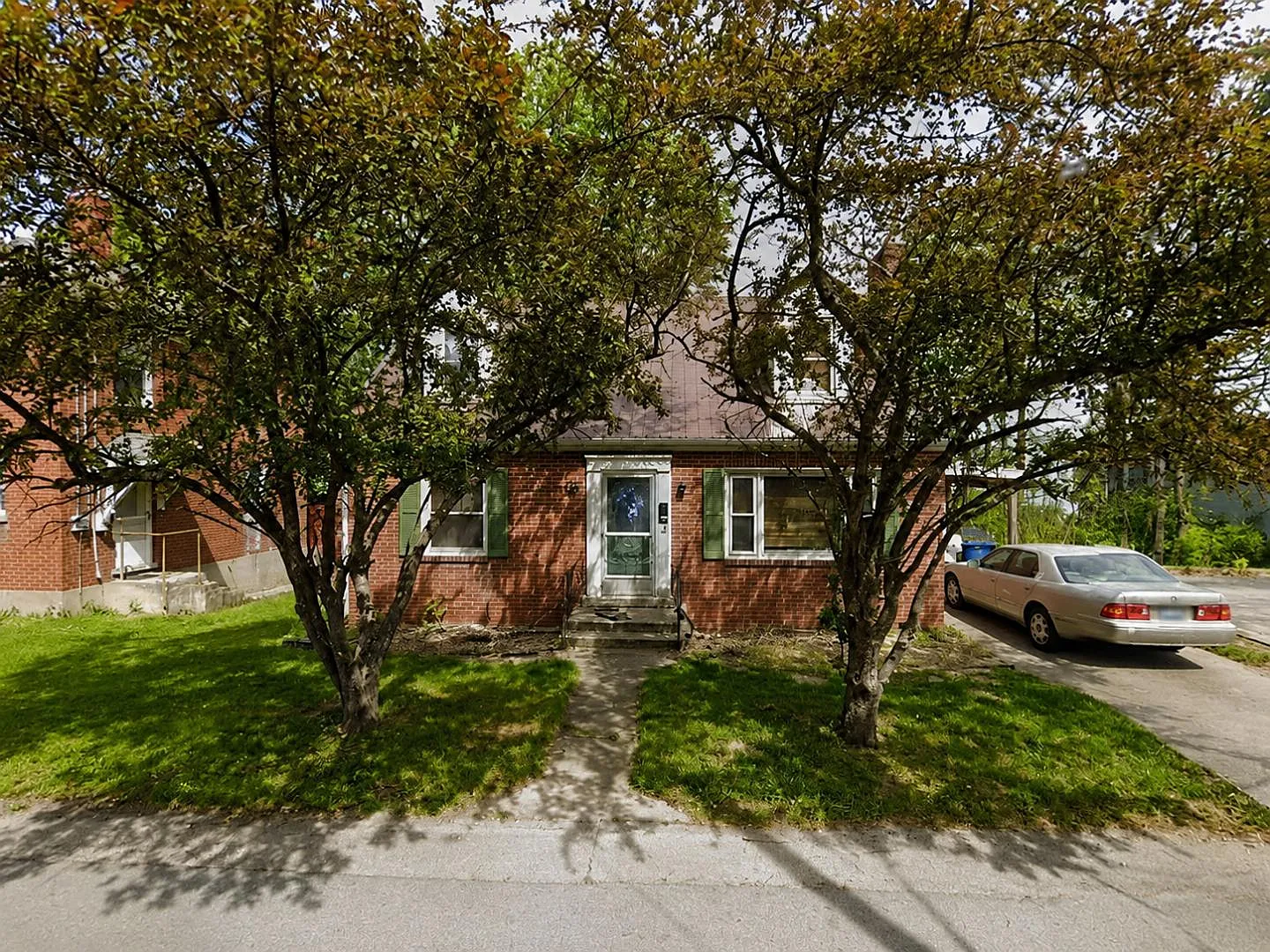106 Chautauqua St - 106 Chautauqua B — Photo 4