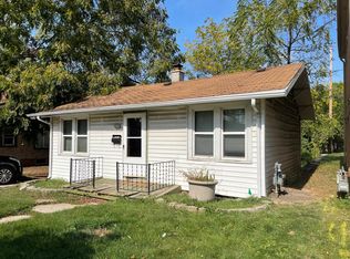 6040 W Fairview Ave, Milwaukee, WI 53213