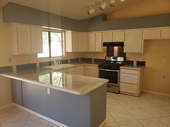 4th image of 2563 Golden Eagle Dr