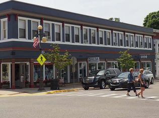 111 W Main St, Harbor Springs, MI 49740