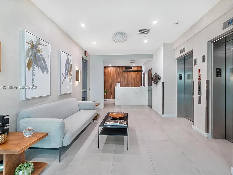 226 Ocean Dr #8F — Photo 7