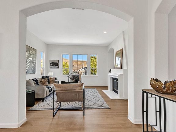 3rd image of 3023 Overlook Drive