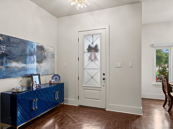 4th image of 4611 139th St