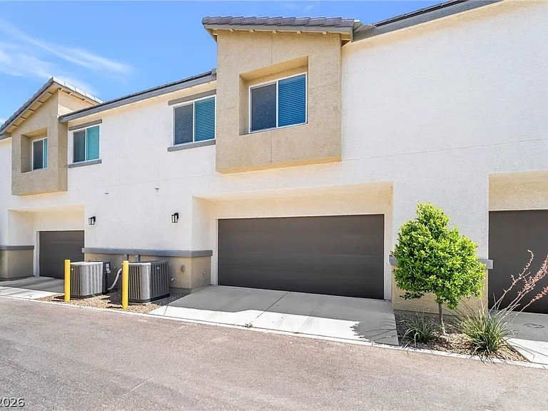 12184 Mojave Gold Rd #2 — Photo 22