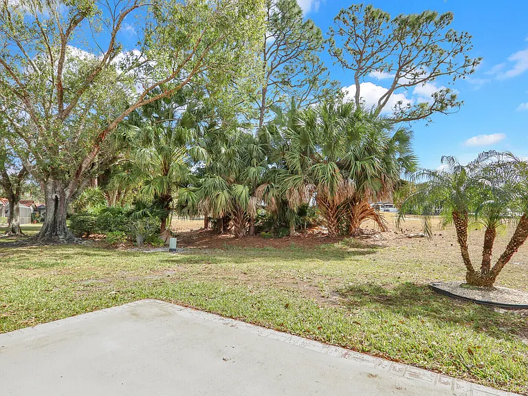 4004 SW Osprey Creek Way — Photo 27