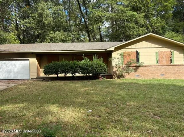 1946 Catalina Dr, Jackson, MS 39204