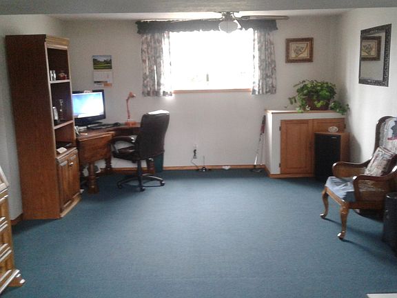 4th image of 23537 Forestview Ave