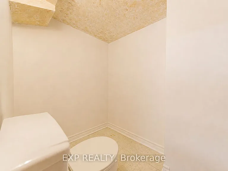2097 Kingsley Rd — Photo 27