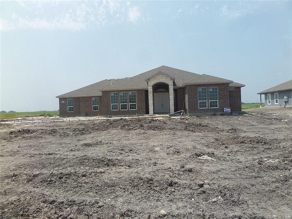 1st image of 2401 Shaftsbury Dr