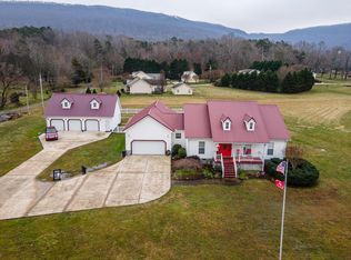 120 Teague Cemetery Rd, Whitwell, TN 37397