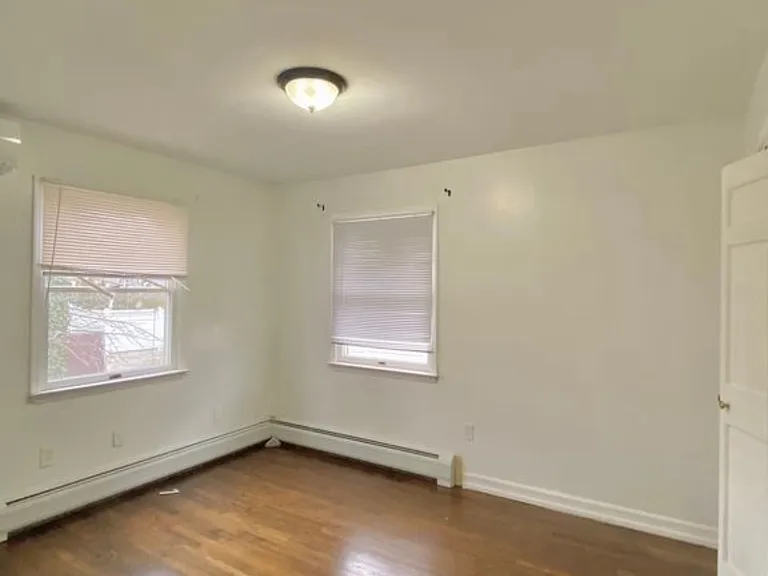 19 Hillcrest Ave — Photo 12