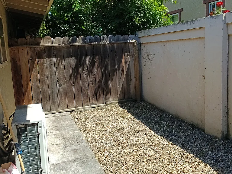 112 Cordova Way — Photo 13