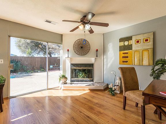 4th image of 17095 Peppertree Dr