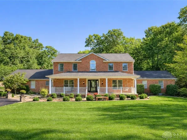 224 Roscommon Dr, Springfield, OH 45503