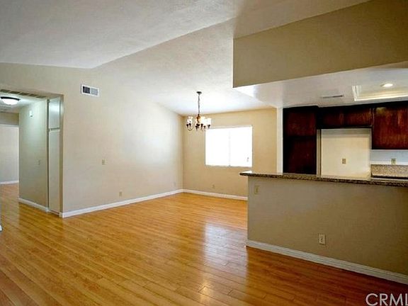 3rd image of 2375 Presado Dr Unit B