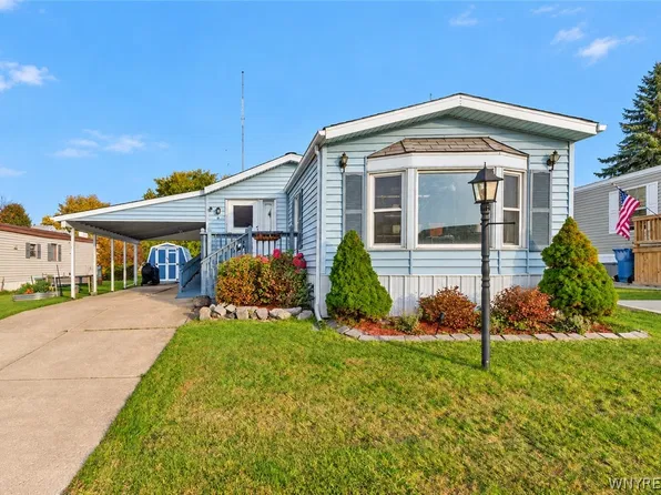 6 Minute Ln, Hamburg, NY 14075