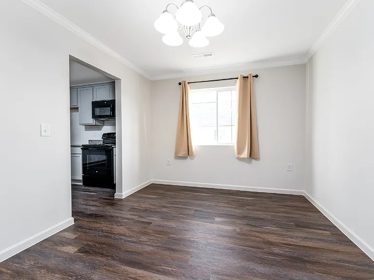 3662 Foxton Dr — Photo 14