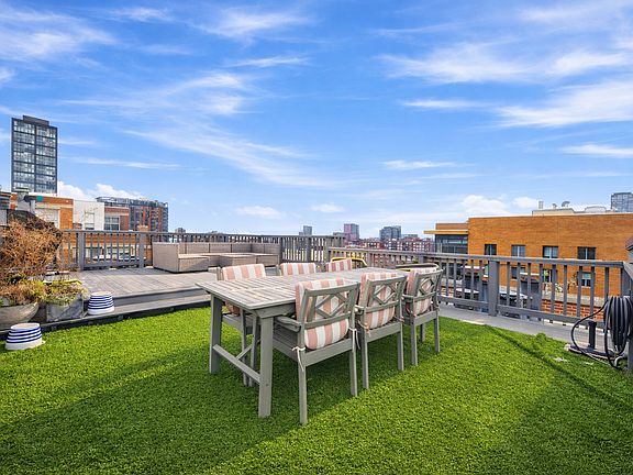 2nd image of 913 W Van Buren St APT 7B