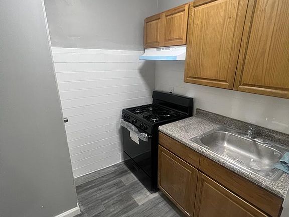 2nd image of 405-407 N 5th St Floor 1