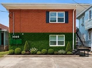 2905 Carondelet St APT 4, New Orleans, LA 70115