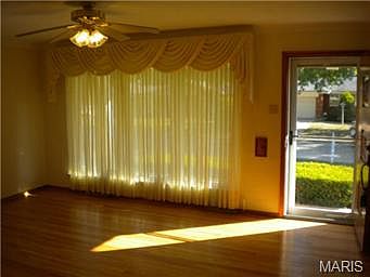 5th image of 1107 Mary Candace Ln