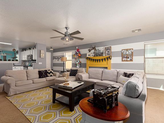 3rd image of 46003 W Kristina Way