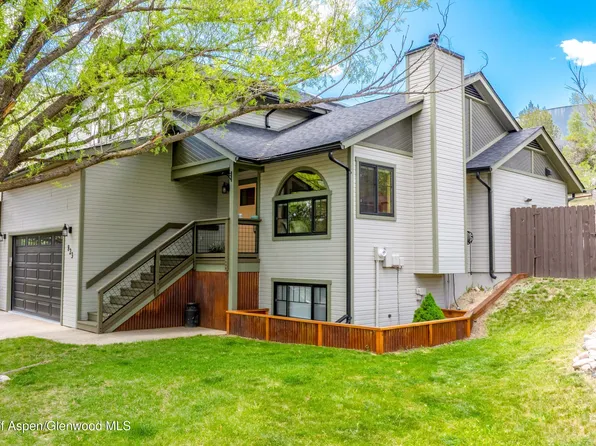 823 Mountain View Dr, New Castle, CO 81647