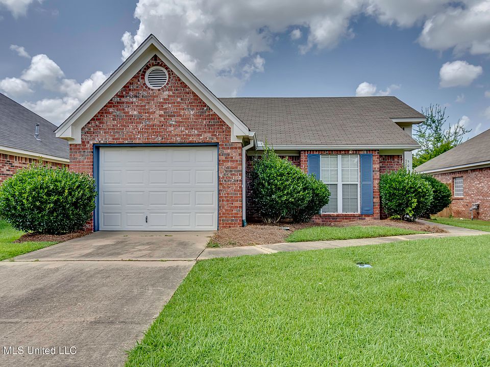 1st image of 502 Meade Ct