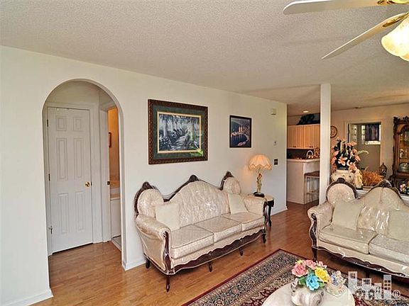 3rd image of 4142 Breezewood Dr APT 102