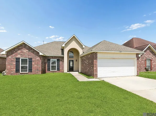 23879 Southpoint Dr, Denham Springs, LA 70726