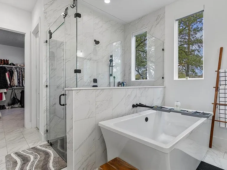 101 Onion Creek Ln — Photo 20