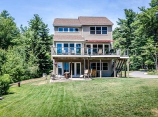 63 Holts Point Rd, Sandown, NH 03873