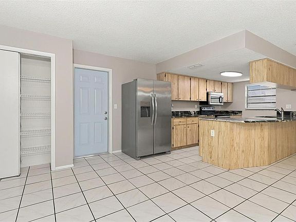 5th image of 7752 ROYAL STEWART DRIVE