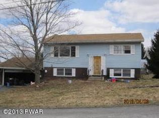 107 Maplewood Dr, Honesdale, PA 18431