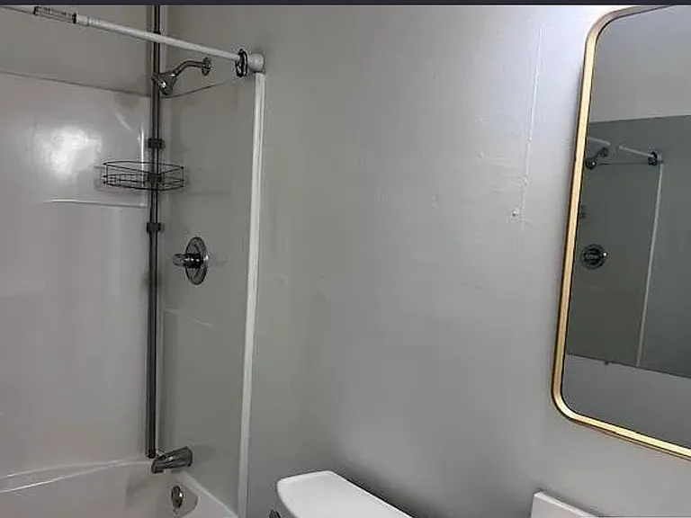 520 Brewer Dr — Photo 6