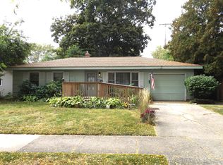 1739 Herrick Ave NE, Grand Rapids, MI