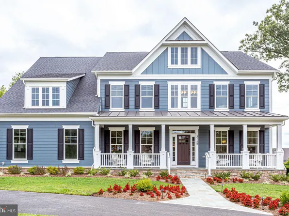 1211 Lyndale Dr, Alexandria, VA 22308