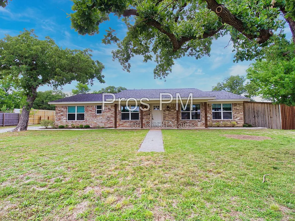 106 Joyce Dr