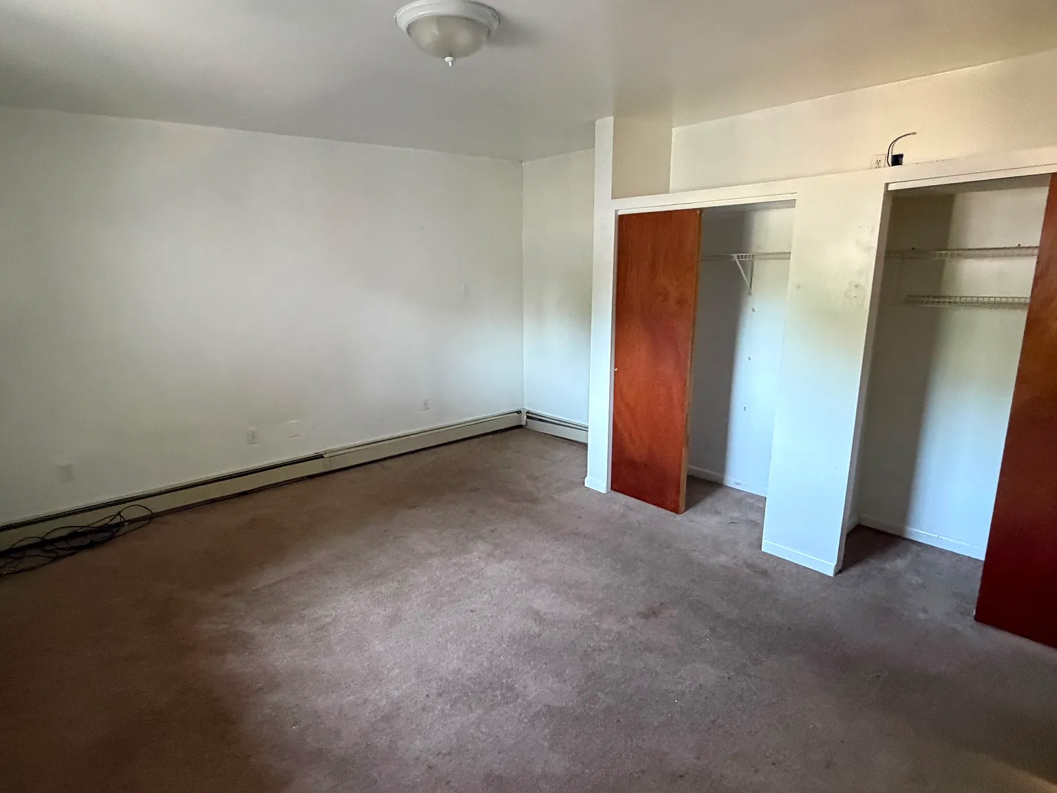 2 bed, 1250 sqft, $1,400 — Photo 2