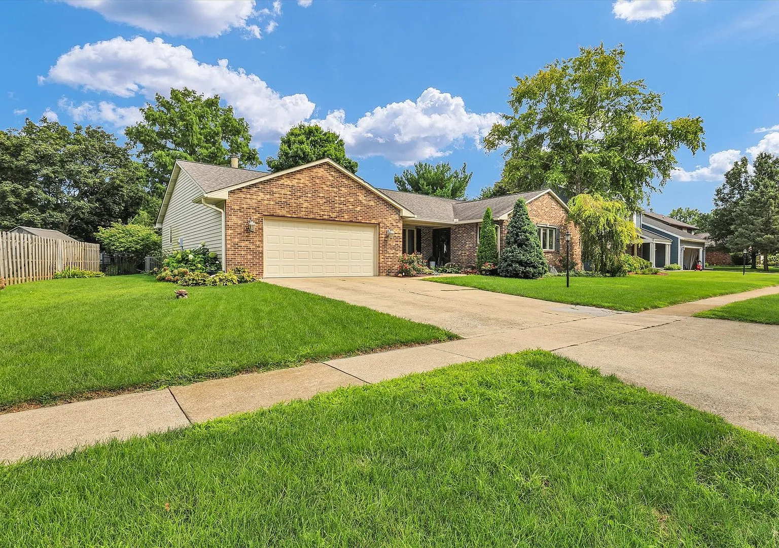 Ranch home in SW Champaign - Available November 2026 — Photo 2