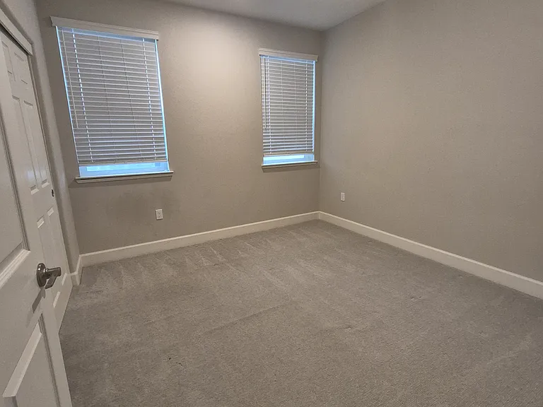 111 Llano De Los Robles Ave #7 — Photo 27