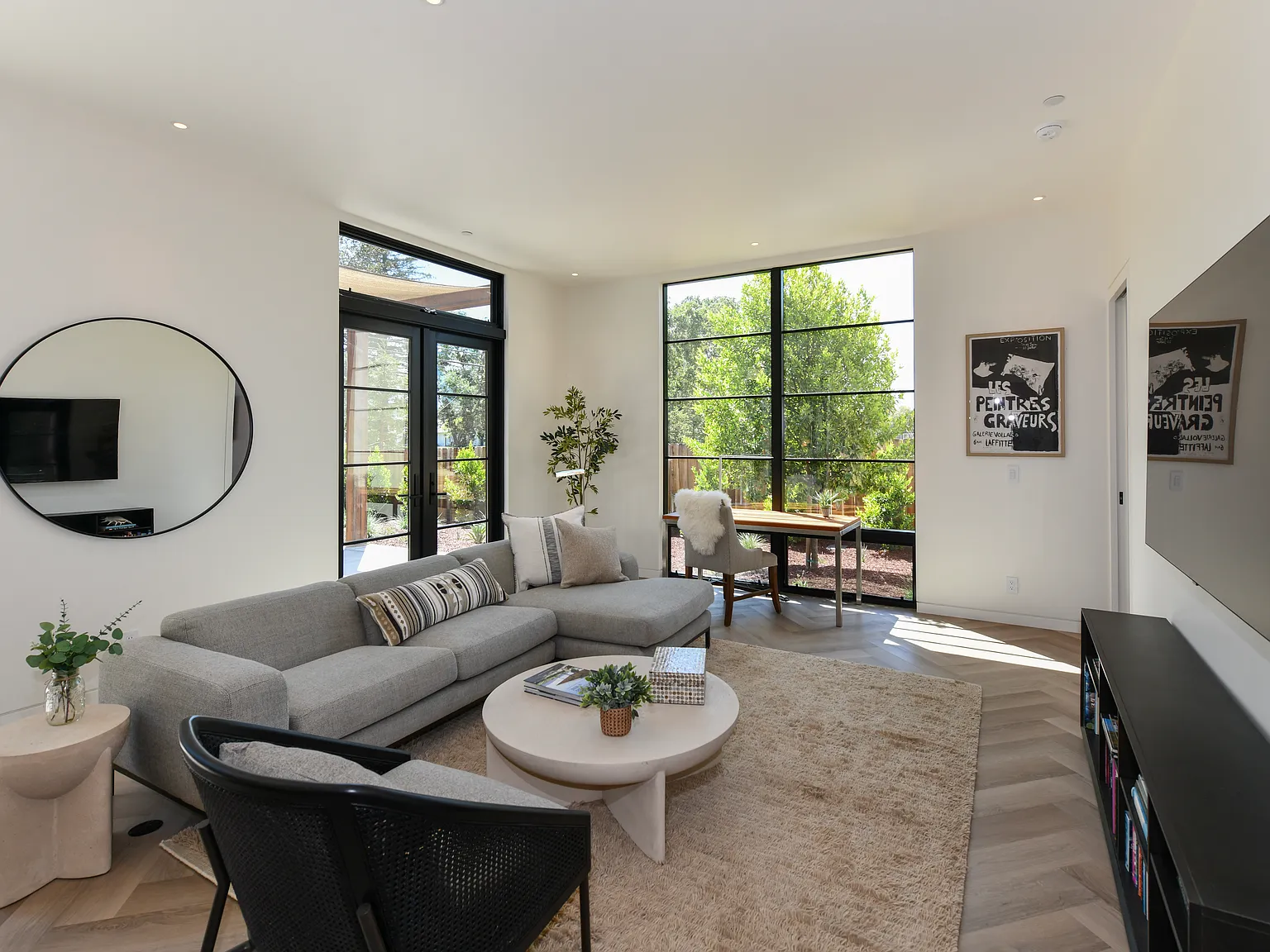 1653 Atlas Peak Rd — Photo 2