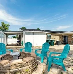 2212 Mindanao Dr — Photo 17