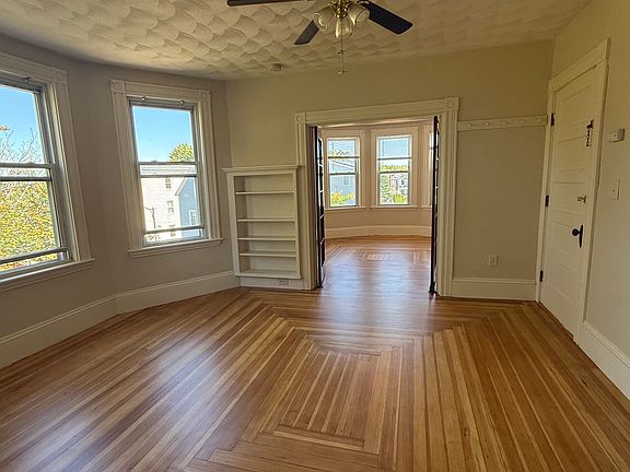 3rd image of 412 Cabot St APT 5