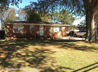 805 Alexandria Rd, Weaver, AL 36277