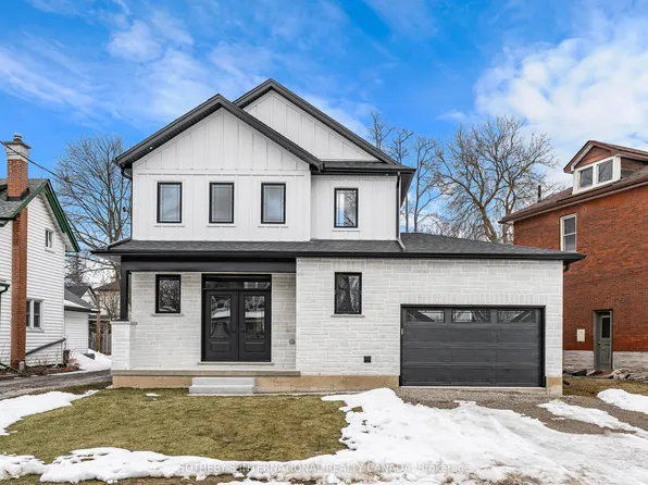 42 Rich Ave, Cambridge, ON N1R 2A5