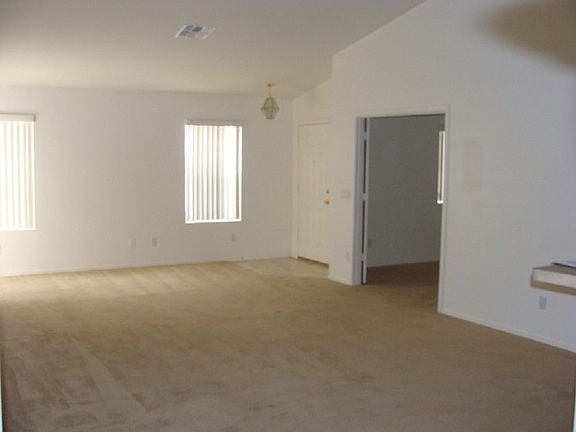 3rd image of 3329 W Carlos Ln