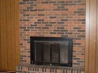 705 Saddle Dr, Florissant, MO 63033