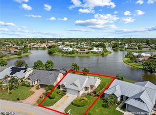 3657 Kent Dr, Naples, FL 34112